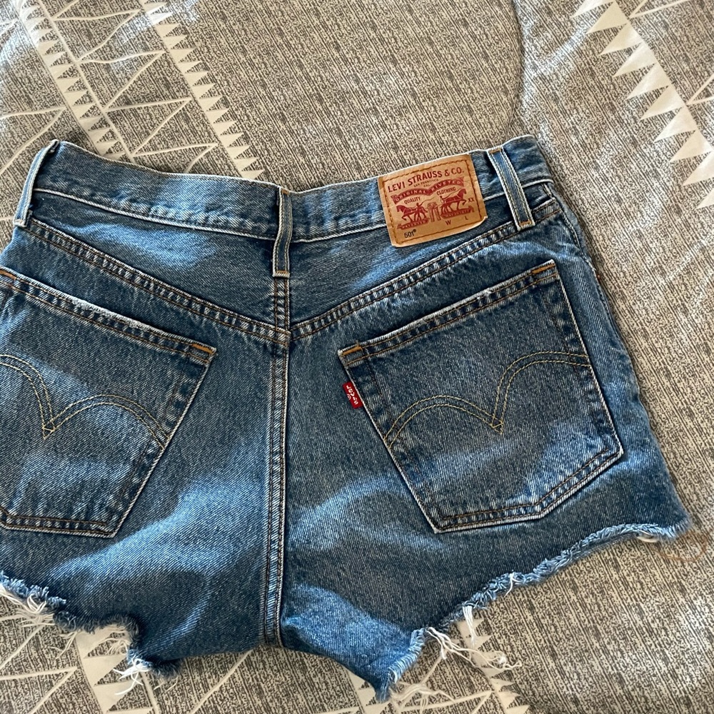 Levi Jean shorts !